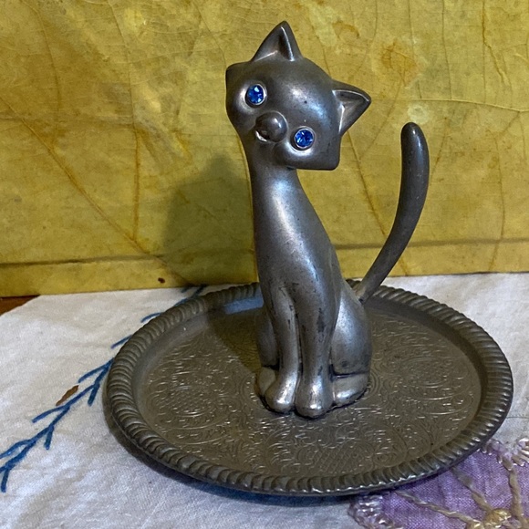 Vintage blue gemmed EP zinc Aloy silver cat ring holder - Picture 8 of 8